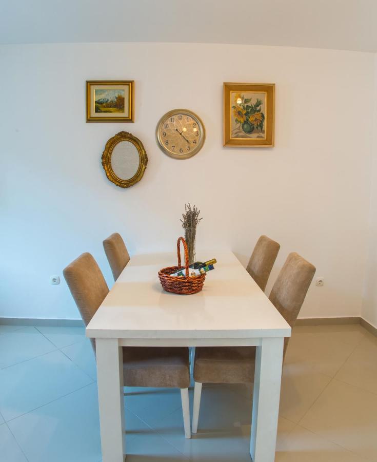 Apartment Enjoy Free Private Parking Mostar Exterior foto